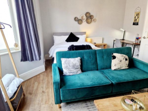 West Beck House - Newcastle 2